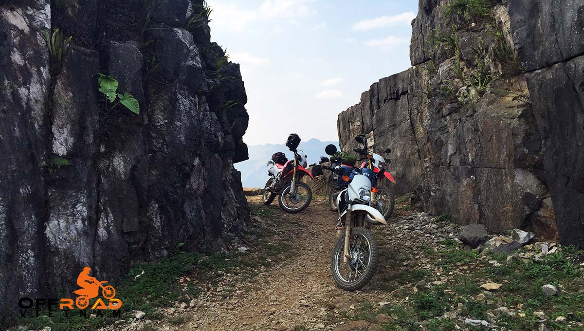 Offroad Vietnam Motorbike Adventures - Long Northern Loop 6 Days Motorbike Tour via Dong Van, Ha Giang.