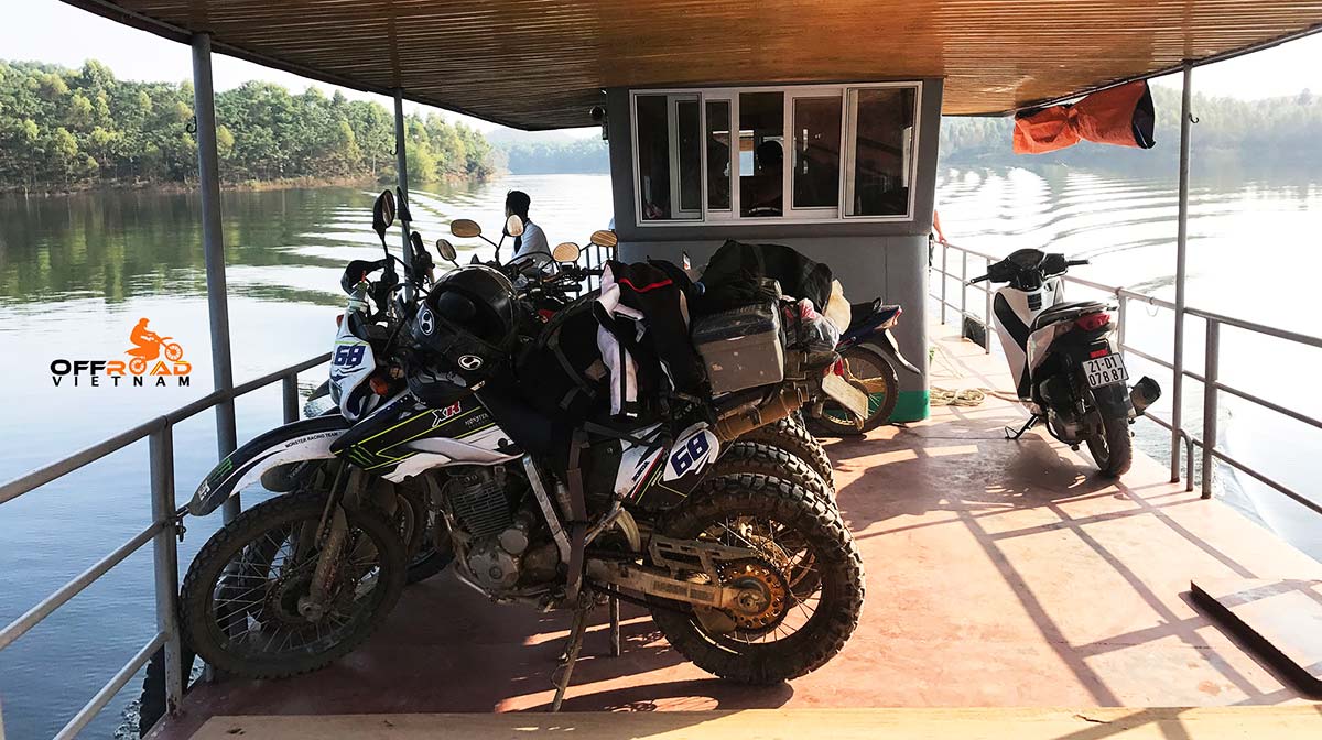 Offroad Vietnam Motorbike Adventures - Exotic North Vietnam Motorbiking 9 days with a boat cruise to Vu Linh.
