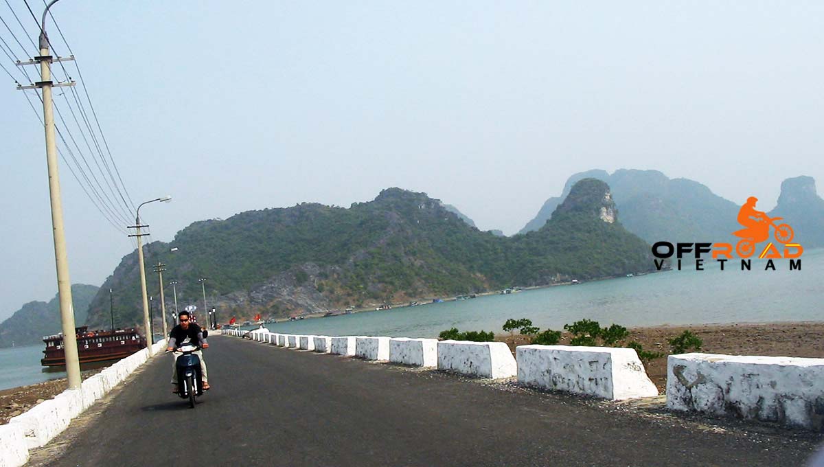 Offroad Vietnam Motorbike Adventures - Halong Bay motorbike cruise in 3 days with a short motorbike ride in Cat Ba.