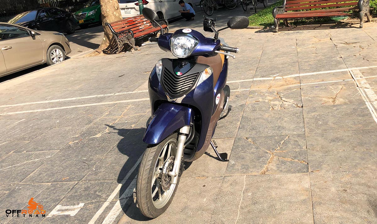 Offroad Vietnam Scooter Rental - Honda SH Mode 125cc medium size Scooter In Hanoi. Blue Honda SH Mode 125cc Without Rear Box, Front Disc Combi-Brake. From front.
