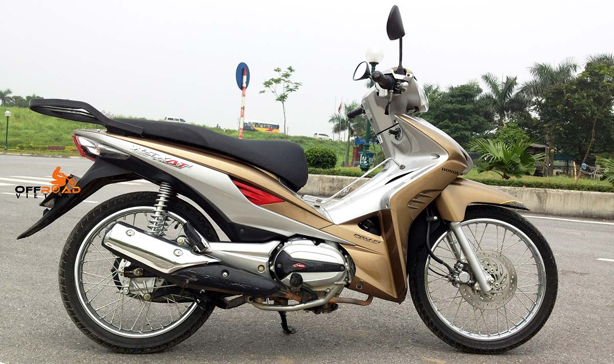 Offroad Vietnam Scooter Rental - Honda Wave RSX AT 110cc In Hanoi. Honda Wave RSX AT 110cc alloy wheel, disc brake