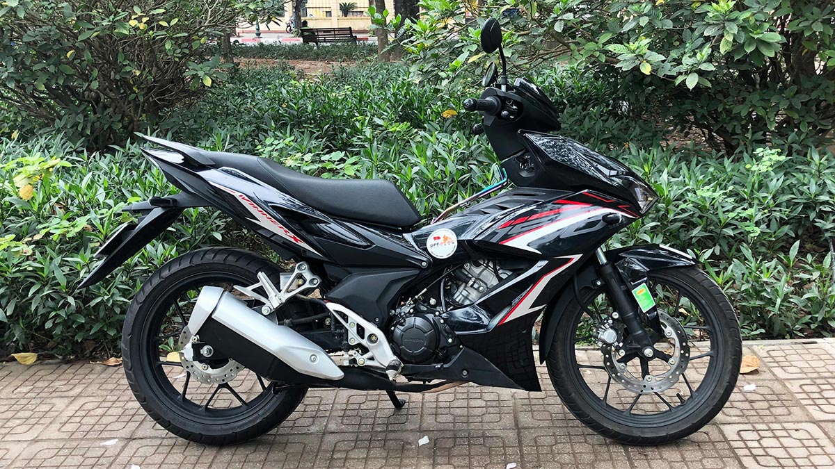 Offroad Vietnam Motorbike Adventures - Honda Winner X 150cc Black, Disc brakes, cast wheels. Year 2021.