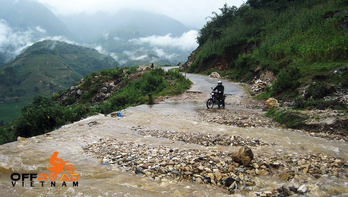 Offroad Vietnam Motorbike Adventures - Mr. James Brown's reviews of Central North Vietnam by motorbike.