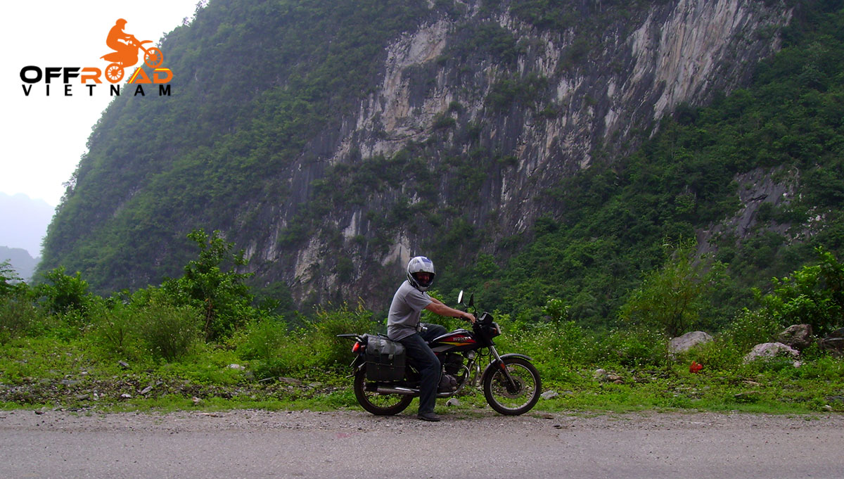 Offroad Vietnam Motorbike Adventures - Mr. Chris Bate's reviews of Northeast Vietnam motorbike tour.