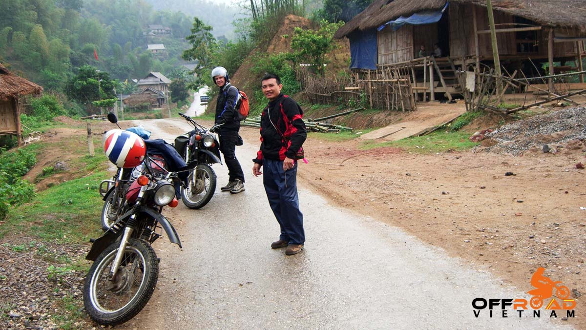 Offroad Vietnam Motorbike Adventures - Story Of An American Veteran: Bob, Holger and Ngoc before the departure for Northwest Vietnam ride in 2007