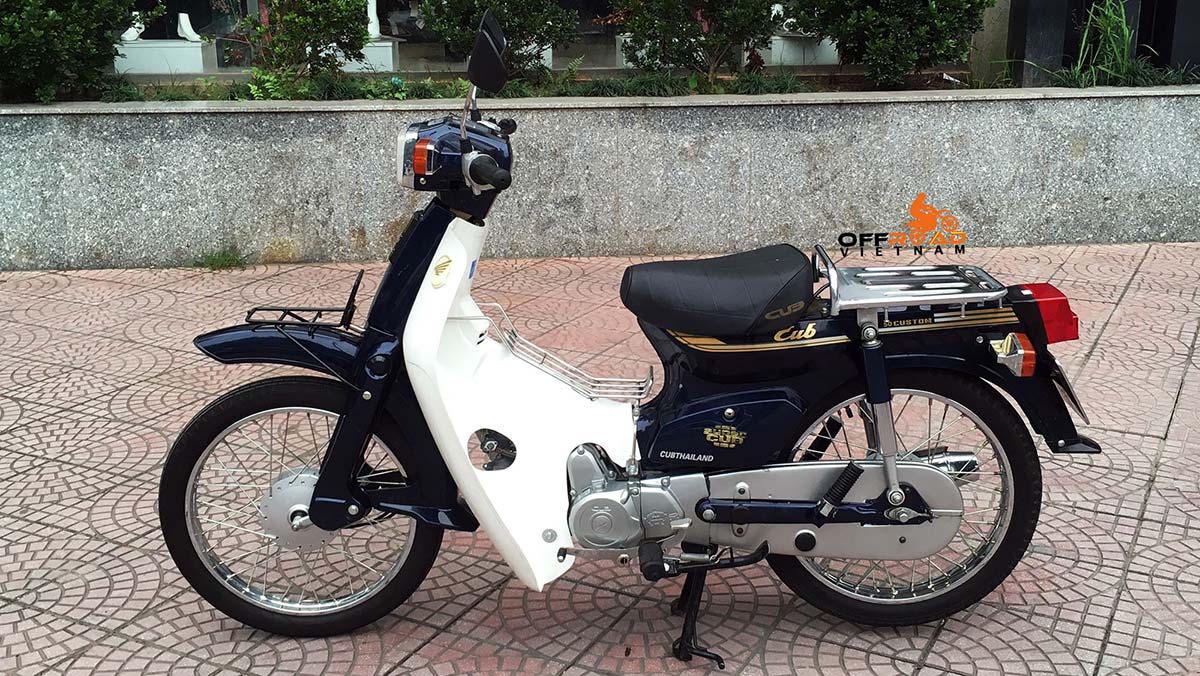 Offroad Vietnam Scooter Rental - Chinese Cub 50cc hire in Hanoi.