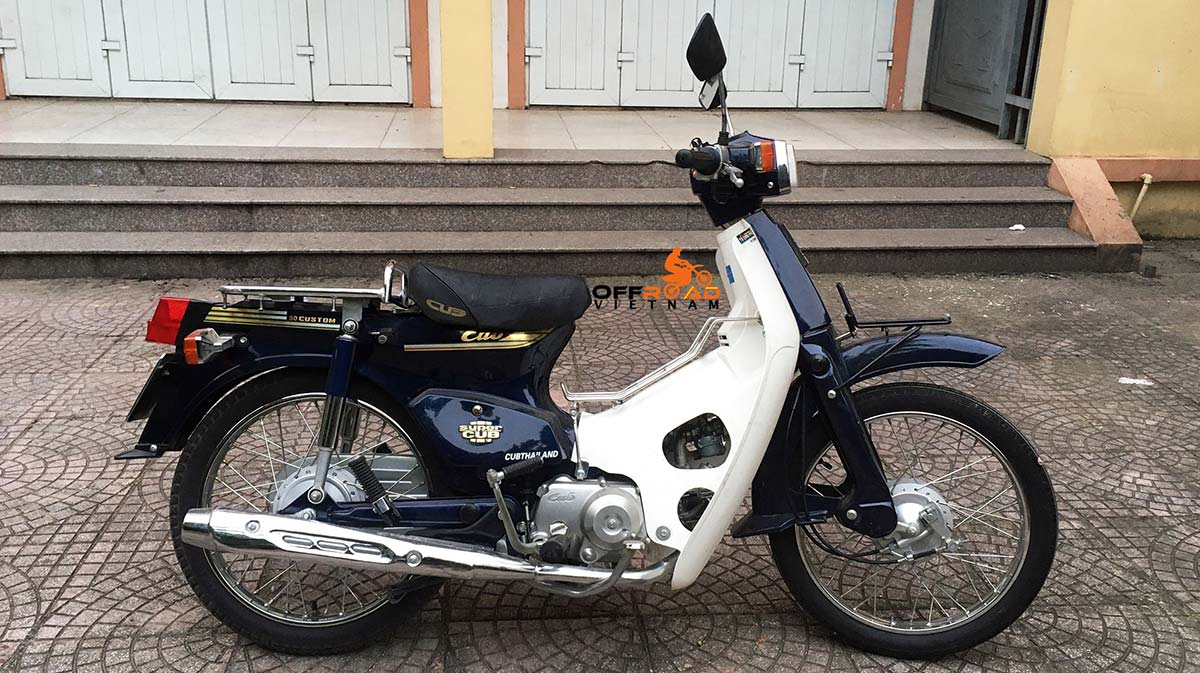 Honda Super Cub 50cc Hanoi - Offroad Vietnam Scooter Rental