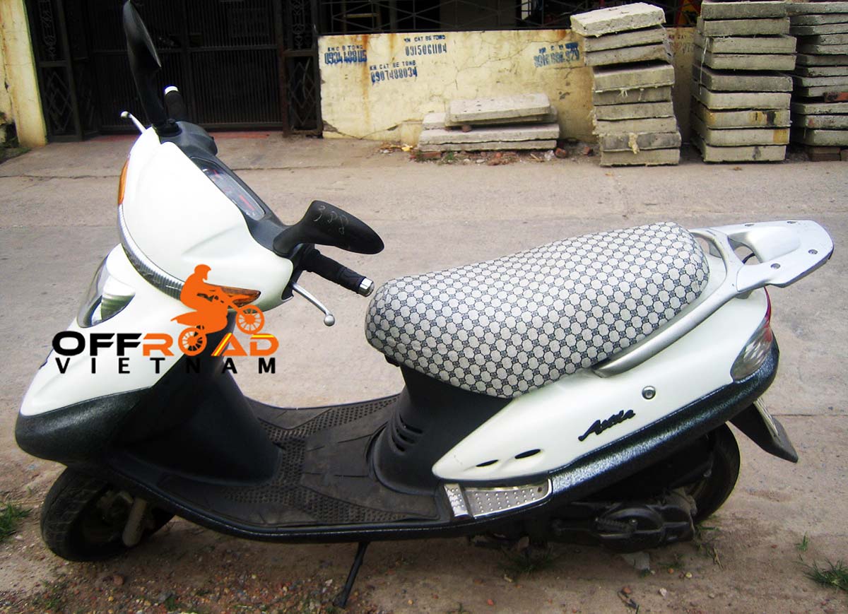 Offroad Vietnam Motorbike Sale - SYM Attila 125cc Used Scooter For Sale. White, Drum brake